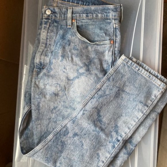 LEVI'S WATER PATERNED MENS JEANS 38x30 Like New - Picture 6 of 9
